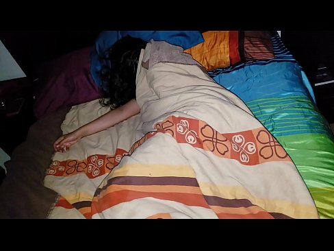❤️ Anak tiri memarahi ibu tirinya semasa dia tidur. ❤ Lucah fb pada kami ❌️